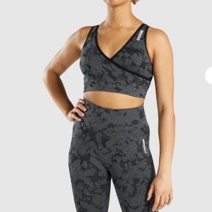 Adapt Camo Seamless Sports Bra